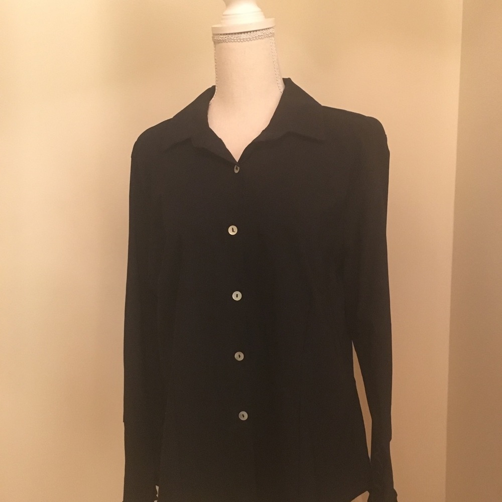 Black stretchy blouse